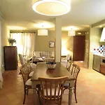 Solaz Del Moros
